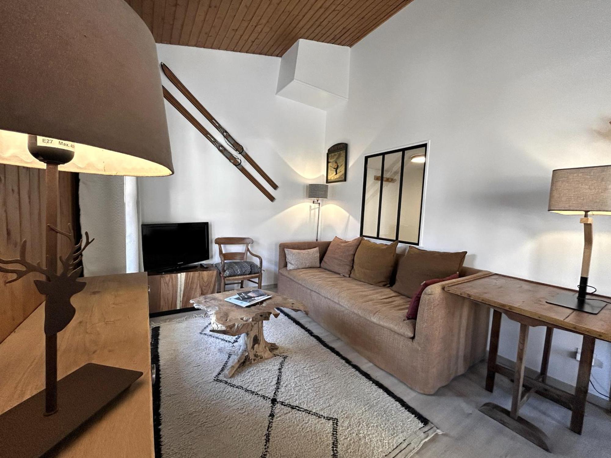 Apartment Nouveau A La Location Escale Blanche 1 3 Etoile Avec Mezzanine Centre Du Village *