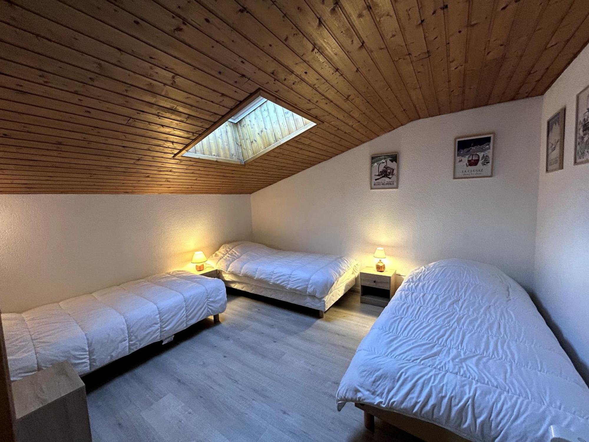 Apartment Nouveau A La Location Escale Blanche 1 3 Etoile Avec Mezzanine Centre Du Village